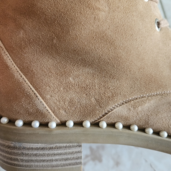 Stuart Weitzman Allie Suede Feminine Casual Leather Pearls Camel Boots Size 8. - Picture 8 of 9